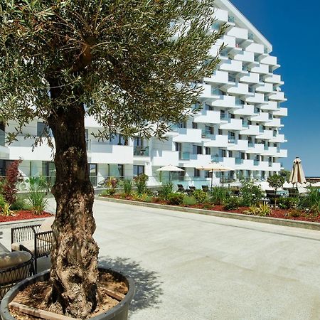 Golden Infinity Apartment Navodari Luaran gambar