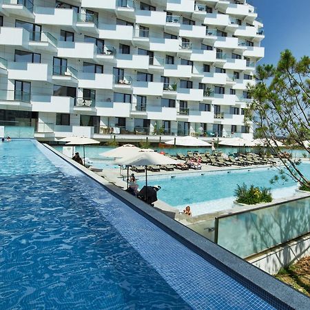 Golden Infinity Apartment Navodari Luaran gambar
